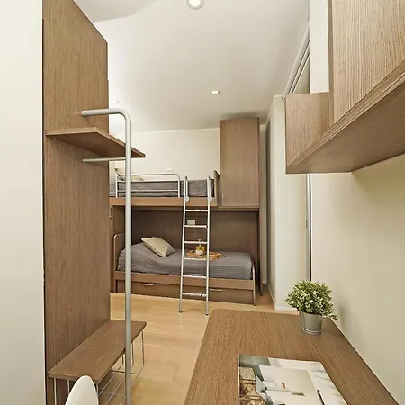 Bristol Exclusive 2-5 By Wonderful Italy *